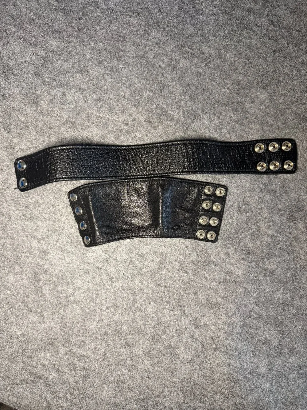Leatherwerks Fort Lauderdale Leather Arm Cuff and Wrist Cuff Set Black